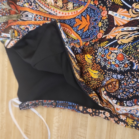 LULUS Paisley One-Shoulder Bodysuit, size L - Picture 4 of 9